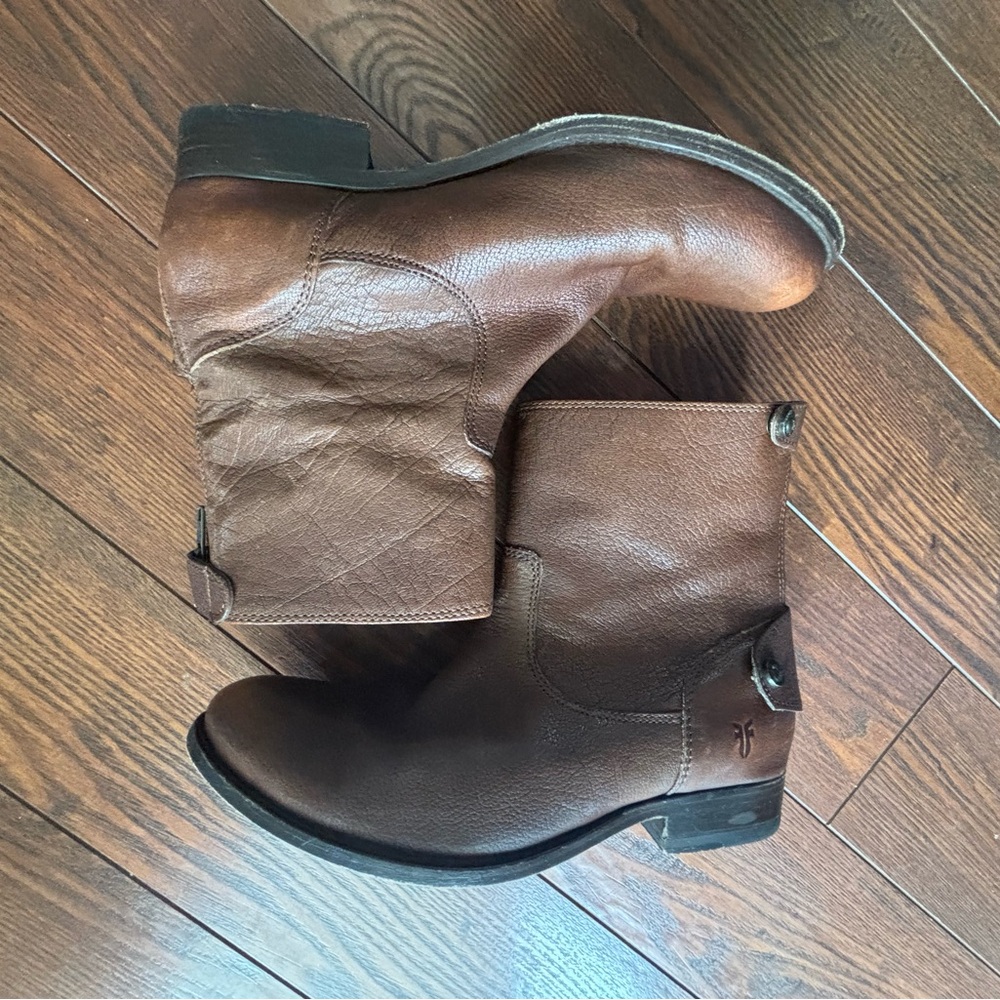 Frye women’s Tan Leather Footwear 8.5 - Picture 4 of 11